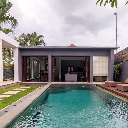 Casa Priya Canggu Esterno foto